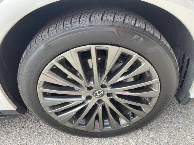 Used 2024 Lexus RX 350 AWD w/ Convenience Package image 7