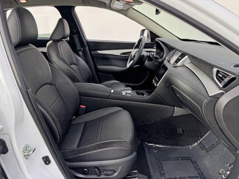 Used 2023 INFINITI QX50 Sensory w/ Accent Package image 16