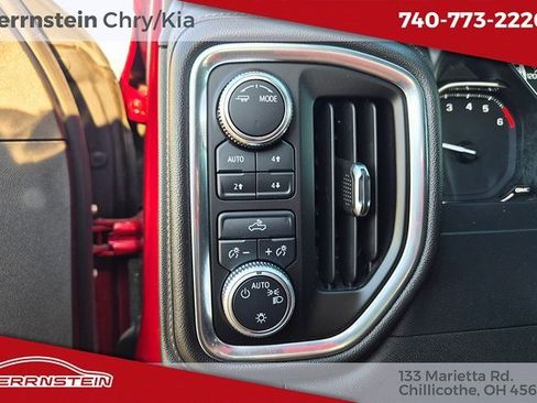 Used 2020 GMC Sierra 1500 SLE w/ SLE Value Package image 17
