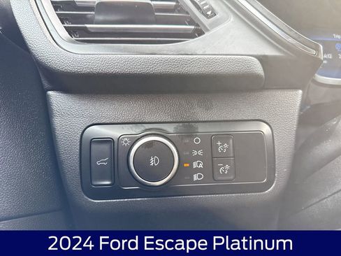 Used 2024 Ford Escape Platinum AWD/4WD image 25