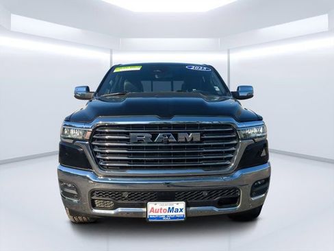 Used 2025 RAM 1500 Laramie AWD/4WD image 8