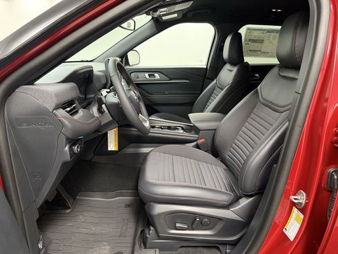 New 2025 Ford Explorer ST-Line w/ Premium Package image 10