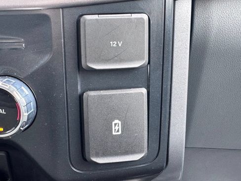 Used 2025 Ford F150 XLT w/ Equipment Group 301A Standard RWD image 30