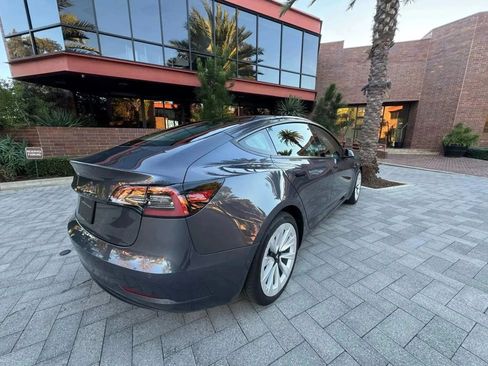 Used 2021 Tesla Model 3 Standard Range Plus RWD image 7