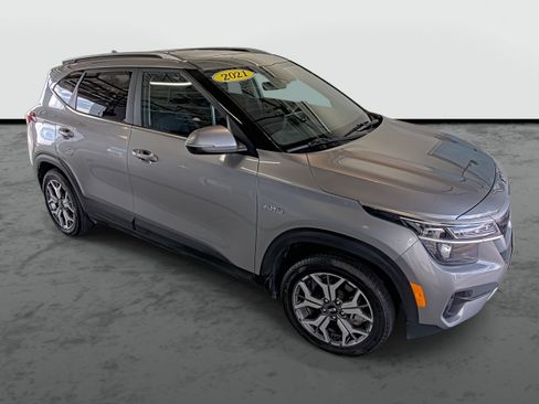 Used 2021 Kia Seltos EX AWD/4WD image 5