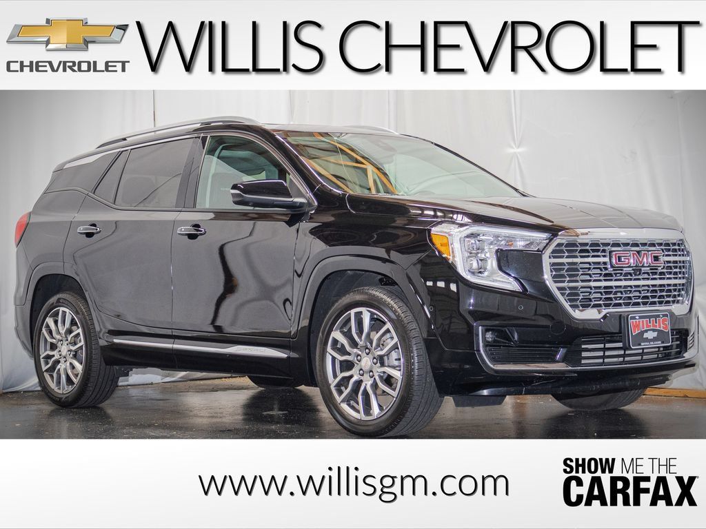 Used 2024 GMC Terrain Denali w/ Denali Premium Package AWD/4WD image 1