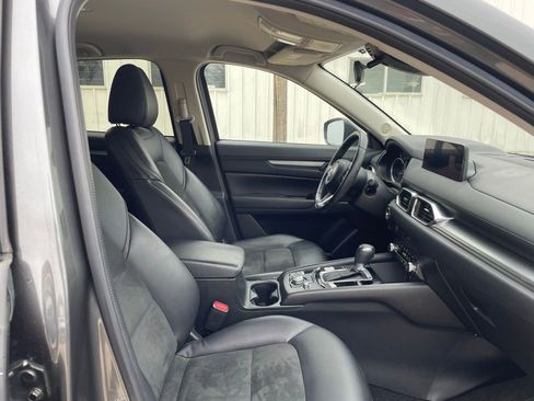 Used 2021 MAZDA CX-5 Touring image 22