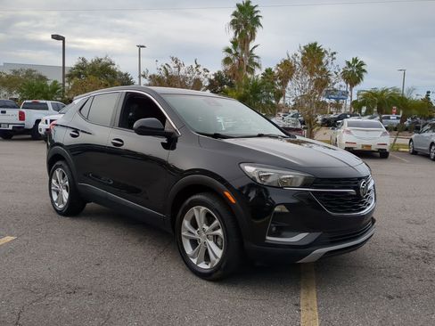 Used 2023 Buick Encore GX Preferred w/ Cold Weather Comfort Package image 2