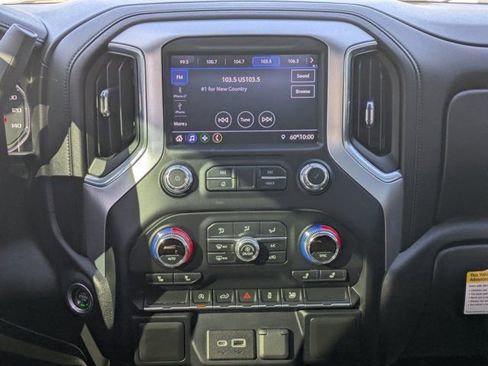 Used 2021 GMC Sierra 1500 SLE image 15