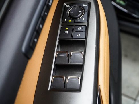 Used 2025 Lexus NX 350h AWD w/ Accessory Package (Z2) image 38