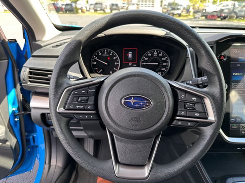Used 2025 Subaru Impreza 2.0i Sport AWD/4WD image 17