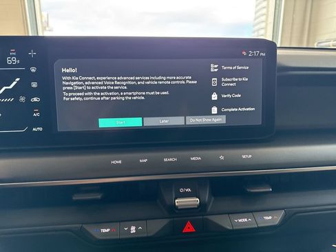 Certified 2024 Kia EV9 Wind AWD/4WD image 23