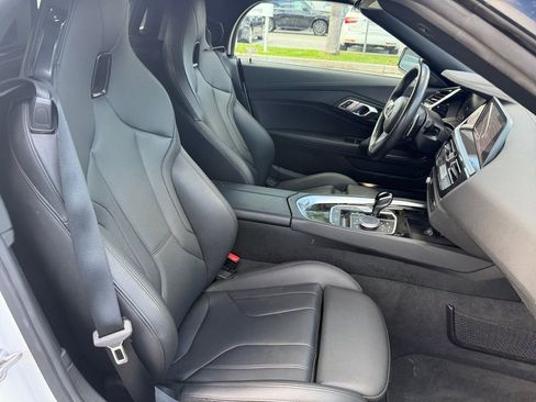 Used 2025 BMW Z4 sDrive30i image 27