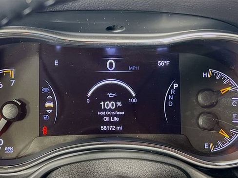 Used 2019 Jeep Grand Cherokee Limited w/ Luxury Group II image 13