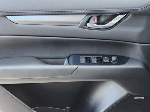 Used 2019 MAZDA CX-5 Touring image 24