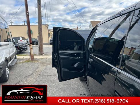 Used 2019 Mercedes-Benz Metris Standard Roof 126 Wheelbase image 16