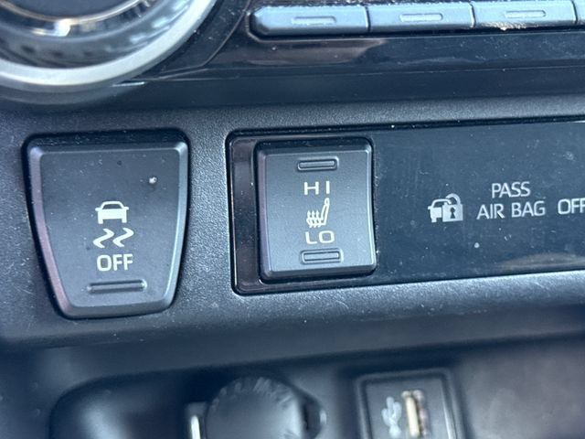 Used 2023 Toyota RAV4 XLE w/ XLE Grade Weather Package AWD/4WD image 29