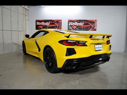 New 2026 Chevrolet Corvette Stingray Premium Cpe w/ Z51 Performance Package RWD image 5