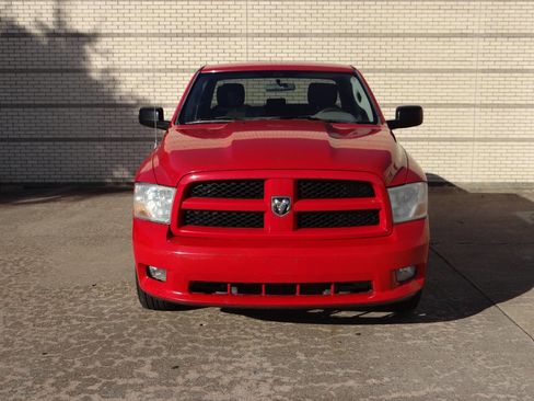 Used 2012 RAM 1500 Express image 2