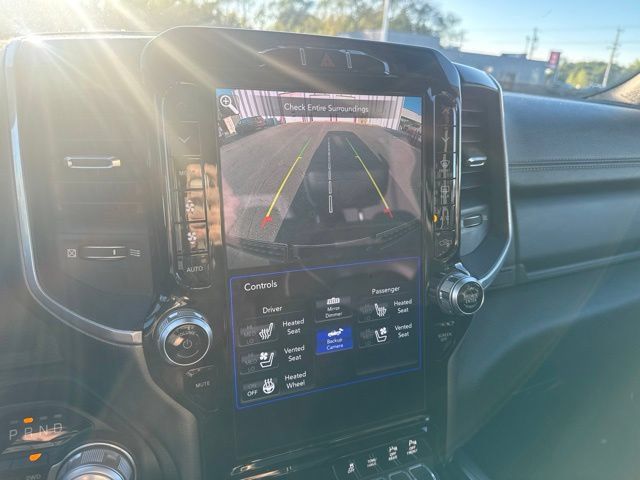 Used 2021 RAM 1500 Laramie AWD/4WD image 21