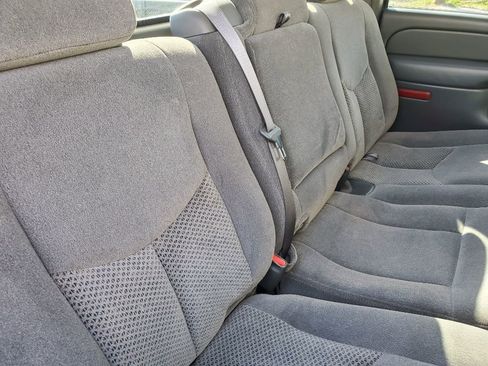 Used 2005 Chevrolet Silverado 1500 LS w/ Light Duty Power Package image 32