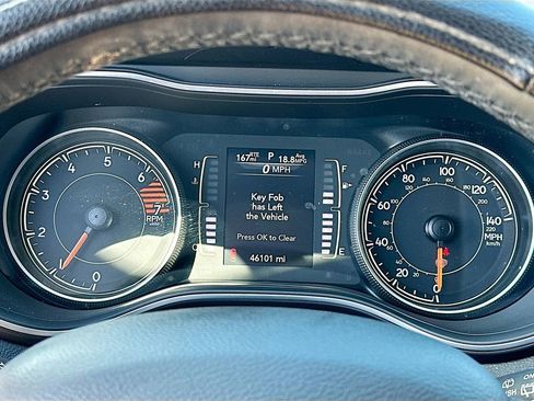 Used 2021 Jeep Cherokee Latitude Plus image 13