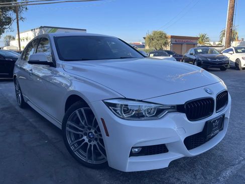 Used 2018 BMW 340i Sedan RWD image 3