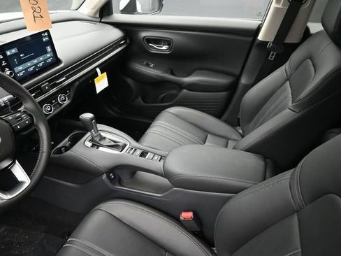 New 2026 Honda HR-V EX-L image 16