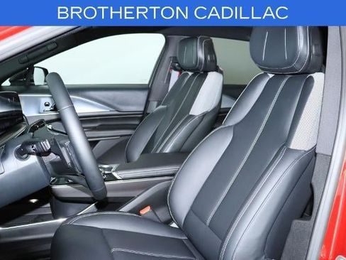 Certified 2024 Cadillac Lyriq Tech w/ Driver Assist Package AWD/4WD image 22