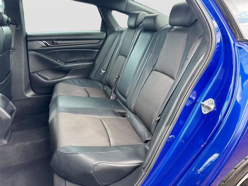 Used 2018 Honda Accord Sport image 22