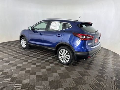 Used 2022 Nissan Rogue Sport SV FWD image 7