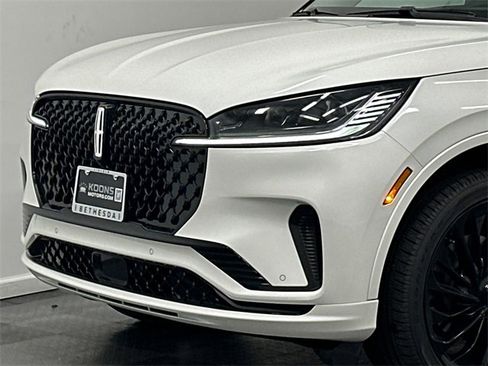 New 2026 Lincoln Aviator Reserve image 2