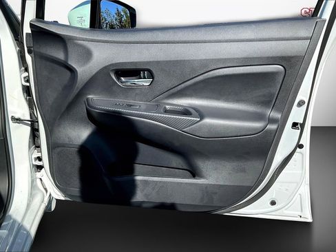 New 2025 Nissan Versa SV w/ Trunk Package image 29