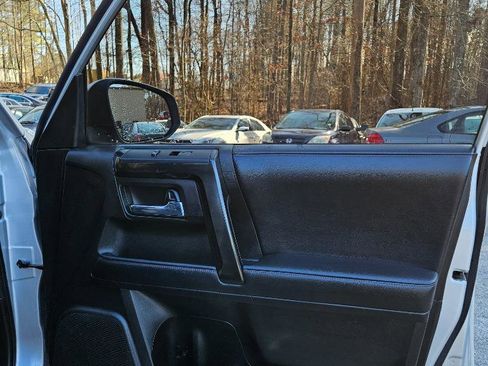 Used 2021 Toyota 4Runner TRD Off-Road Premium image 38