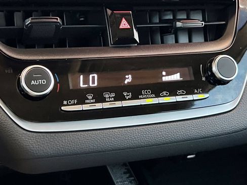 Certified 2026 Toyota Corolla LE w/ LE Premium Package FWD image 21