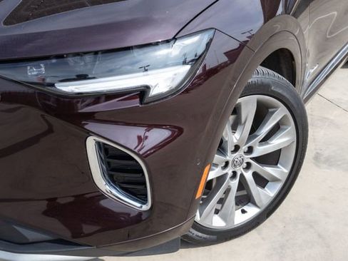 Used 2023 Buick Envision Avenir image 3