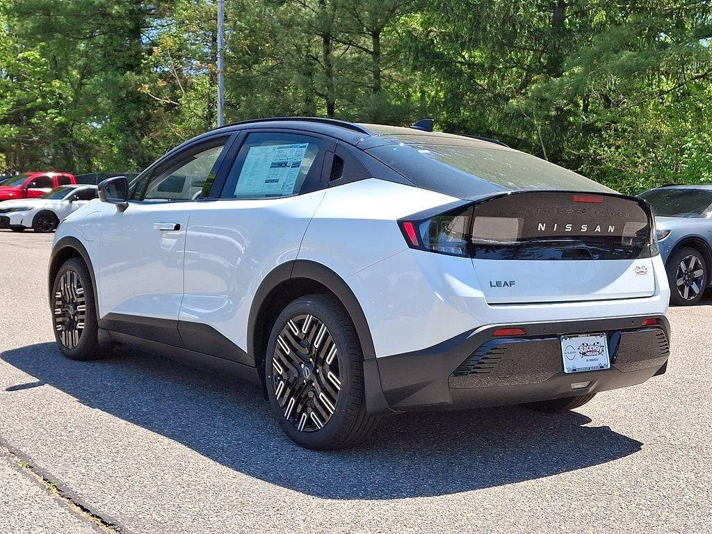 New 2026 Nissan Leaf Platinum+ w/ Cargo Package (Platinum+) FWD image 6
