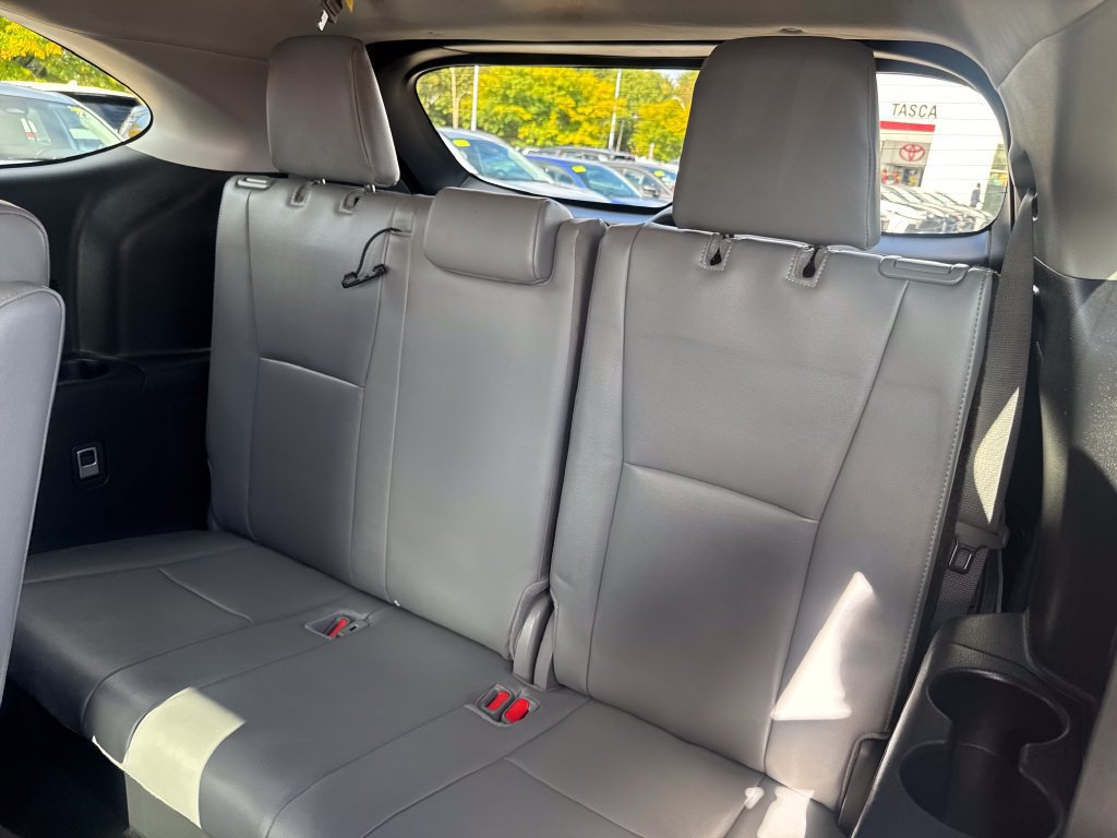 Used 2024 Toyota Highlander Limited AWD/4WD image 41