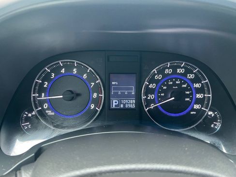 Used 2014 INFINITI QX70 AWD w/ Premium Package image 34