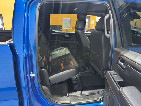 Used 2022 GMC Sierra 1500 AT4 w/ Sierra Safety Plus Package image 23