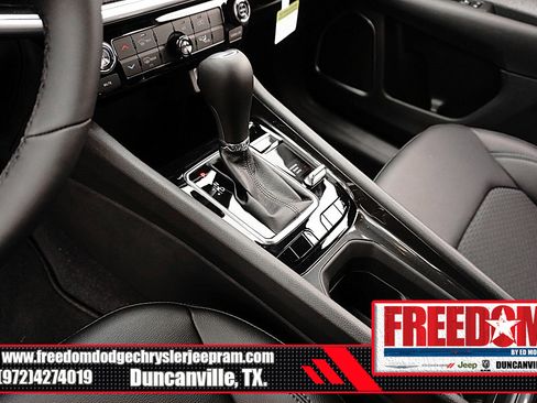 New 2026 Jeep Compass Latitude image 34