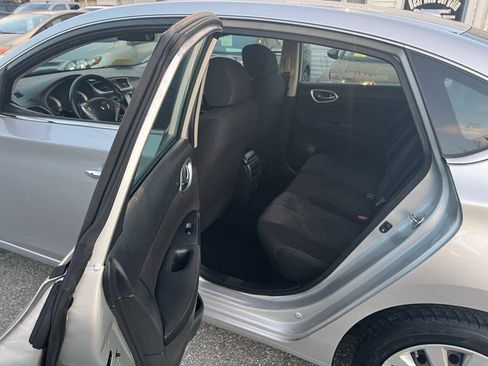 Used 2015 Nissan Sentra SV w/ Navigation Package FWD image 15