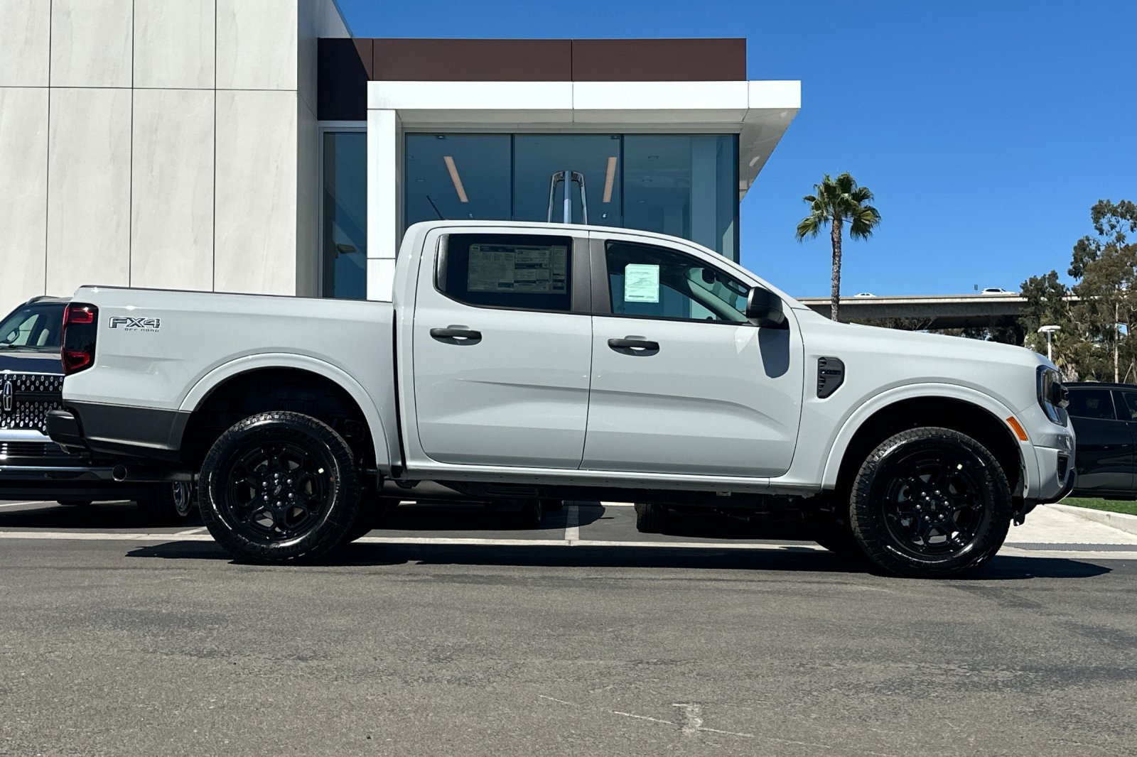 New 2026 Ford Ranger XLT w/ Equipment Group 301A High AWD/4WD image 2