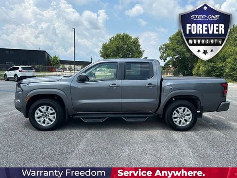Used 2022 Nissan Frontier SV AWD/4WD image 3