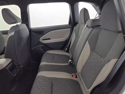 Used 2025 Subaru Forester AWD/4WD image 13