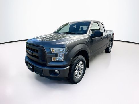 Used 2015 Ford F150 XL w/ Equipment Group 101A Mid AWD/4WD image 3