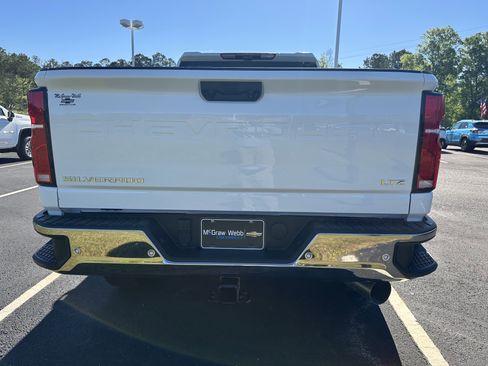New 2026 Chevrolet Silverado 2500 LTZ w/ LTZ Plus Package AWD/4WD image 5