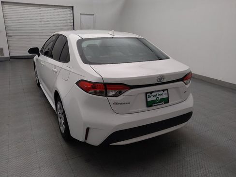 Used 2021 Toyota Corolla LE FWD image 6