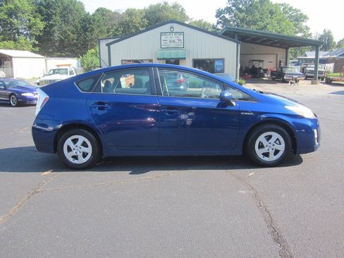 Used 2010 Toyota Prius Three FWD image 5