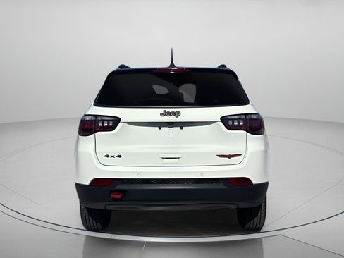 Used 2019 Jeep Compass Trailhawk w/ Cold Weather Group image 4